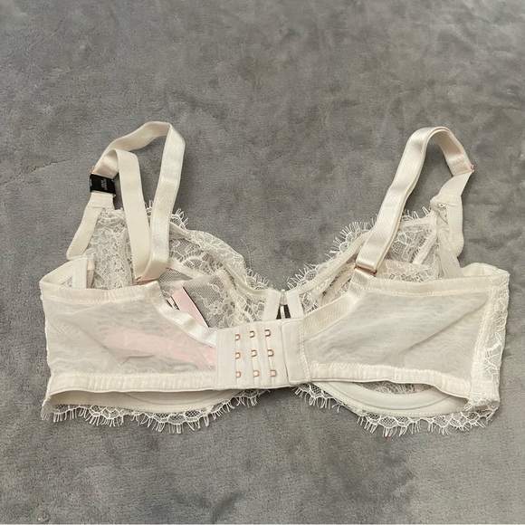 NEW Victoria's Secret Dream Angels White Sheer Lace Unlined Demi Bra 4875 - Picture 7 of 8